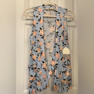 Altar’d State NWT open cardigan size Small
SOFT